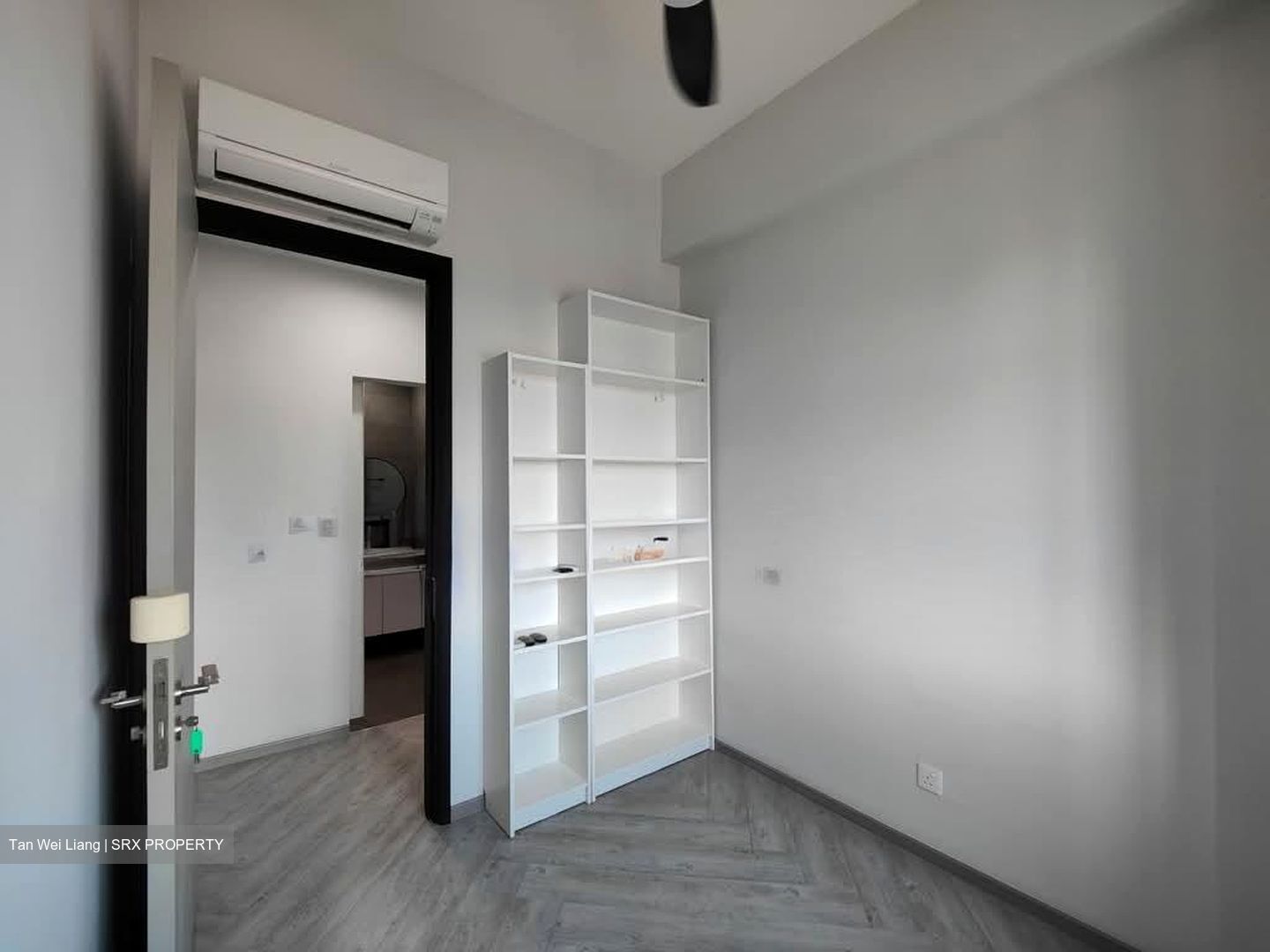 Grosvenor View (D14), Condominium #542022151